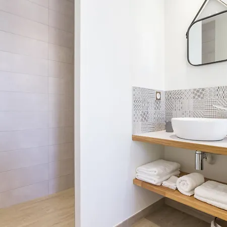 Casa vacanze élégant Rural Avec Piscine Intérieure Chauffée Près De Nantes - Fr-1-306-913 Chateauthebaud