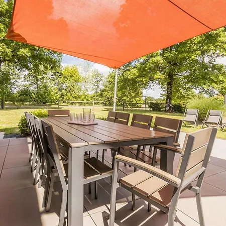 Casa vacanze élégant Rural Avec Piscine Intérieure Chauffée Près De Nantes - Fr-1-306-913 Chateauthebaud