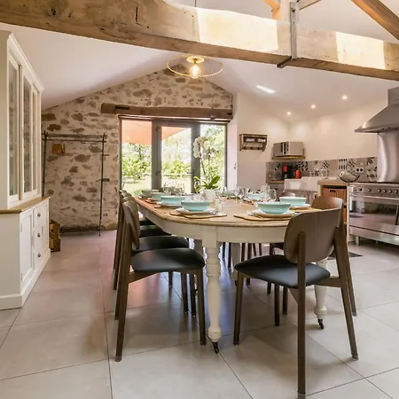 élégant Rural Avec Piscine Intérieure Chauffée Près De Nantes - Fr-1-306-913 * Chateauthebaud