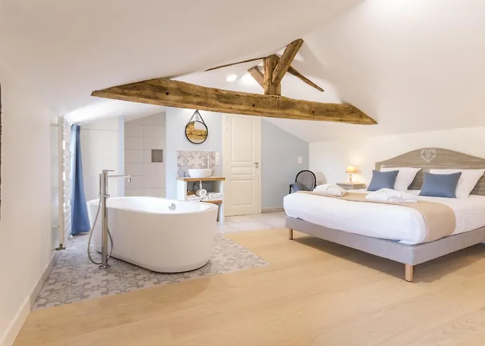 Elegant Rural Avec Piscine Interieure Chauffee Pres De Nantes - Fr-1-306-913